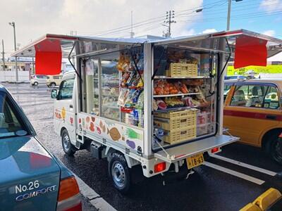 移動スーパー「とくし丸17号車」出発式を行いました！｜お知らせ