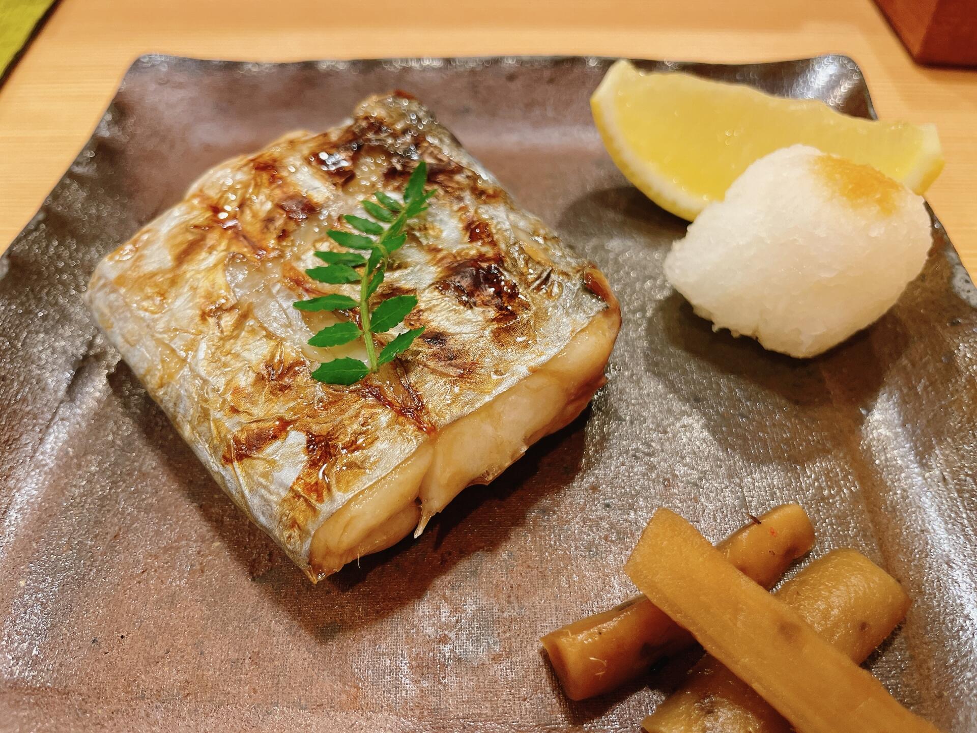26108114_m 太刀魚　塩焼き.jpg